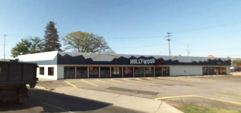 Hollywood Video - Kalamazoo - 3130 Portage Street (newer photo)